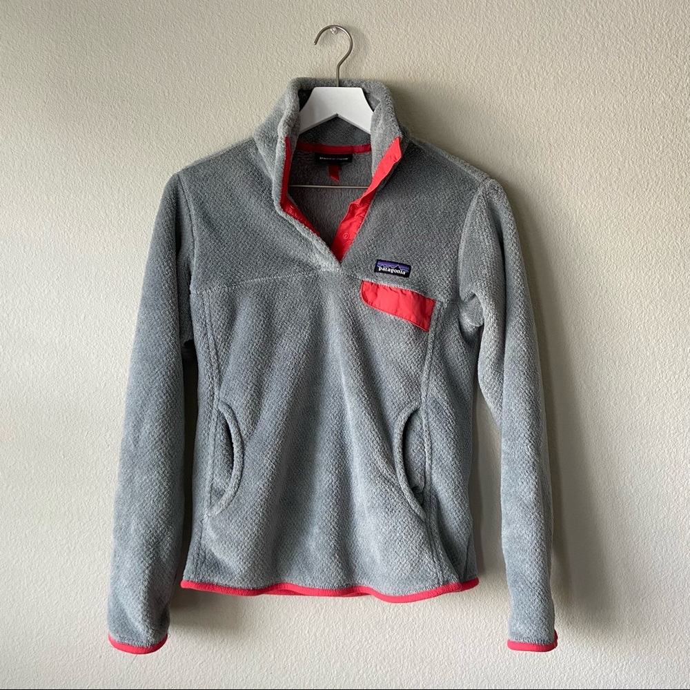 Patagonia• fleece pullover